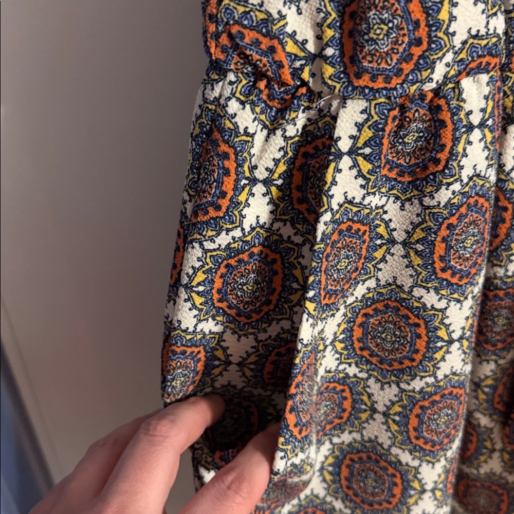 Lily Rose Multicolor Patterned Romper - Picture 4 of 4